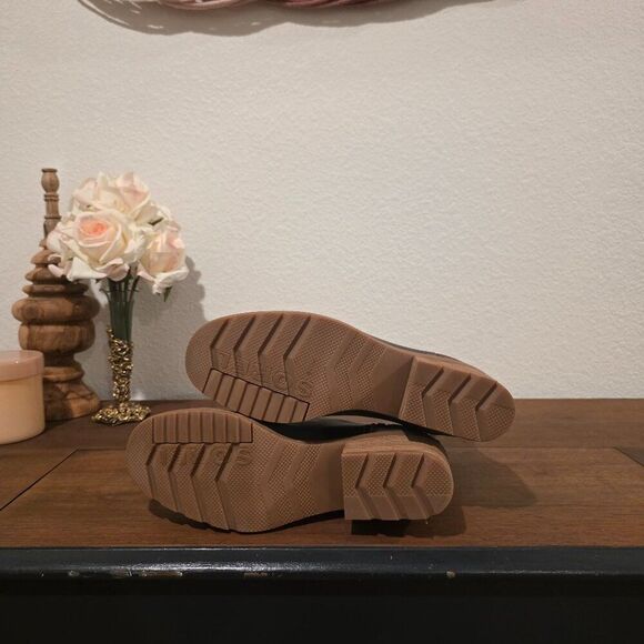 Sorel "Cate" Olive ankle Boots Sz 9 - Picture 6 of 6